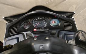 HONDA SILVERWING600 PF01