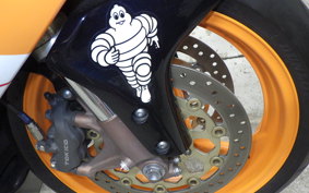 HONDA CBR1000RR 2004 SC57