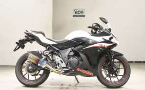 SUZUKI GSX250RA 2008