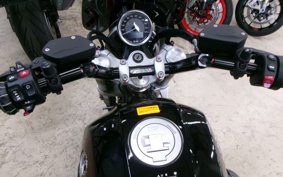 BMW R12 2024 0N51