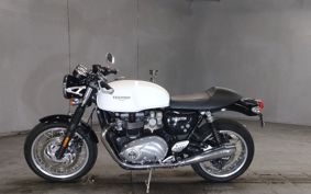 TRIUMPH  TRIUMPH  THRUXTON 1200 DAD71H