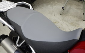 SUZUKI Vｽﾄﾛｰﾑ1000A 2015