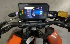 KTM 125 DUKE JPA40