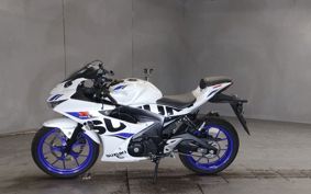 SUZUKI GSX-R125 DL33B