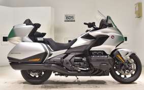 HONDA GL 1800 GOLD WING TOUR DCT 2025 SC79