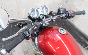 TRIUMPH TRIUMPH BONNEVILLE T100 2021 DAD70G