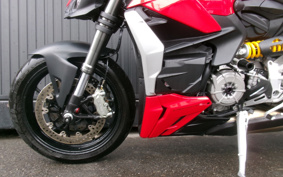 DUCATI STREETFIGHTER V2 2022 3F00