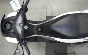 YAMAHA N-MAX