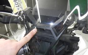 HONDA X-ADV 750 2025 RH21