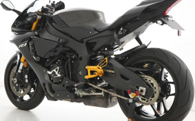 YAMAHA YZF-R1 2018 RN49