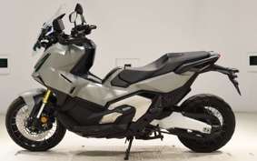 HONDA X-ADV 750 2025 RH21