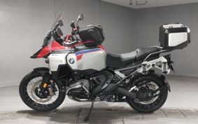 BMW R1300GS Adventure 2025 0M31