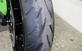 KAWASAKI ZX-25R