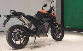 KTM 890 DUKE 2022