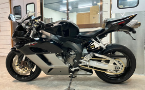 HONDA CBR1000RR 2004 SC57