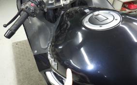 KAWASAKI ZZ1200 NINJA R 2002 ZXT20C