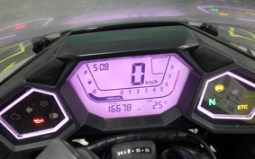 HONDA NM4 VULTUS -02 2014 RC82