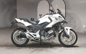 HONDA NC750X 2017 RC90