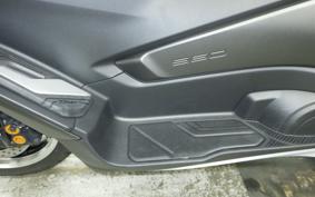 YAMAHA T-MAX 560 T 2026 SJ21J