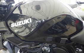 SUZUKI GSX250RA