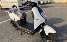 HONDA ICON e: EF23
