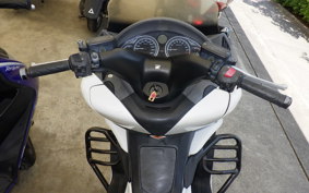 HONDA SILVER WING 400 GTK 2012 NF03