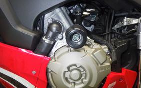 HONDA CBR1000RR GEN 3 2018 SC77