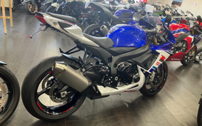 SUZUKI GSX-R750 2016 C4111