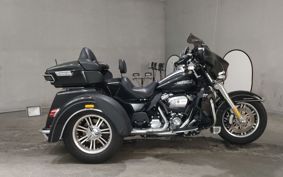 HARLEY FLHTCUTG1750 TRIKE 2016 MAD