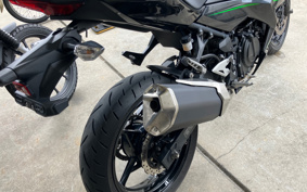 KAWASAKI NINJA 400 2022 EX400L