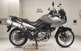 SUZUKI Vｽﾄﾛｰﾑ650 2013