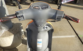 SUZUKI LET's 4 2015 CA45A