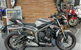 TRIUMPH  TRIUMPH  STREET  TRIPLE RS 2021 HDA554