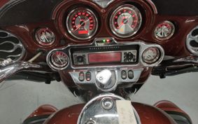 HARLEY HARLEY FLHTCUSE1800CVO PR8