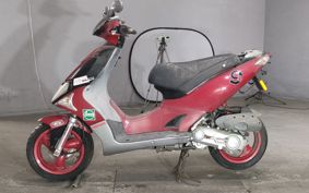 KYMCO SUPER 9S ..