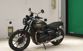 TRIUMPH STREET TWIN 2018