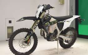 TRIUMPH TF250-E 2014