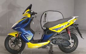 KYMCO SUPER8 ..