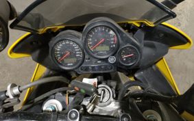 YAMAHA FZS1000 FAZER RN06