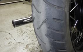 TRIUMPH BONNEVILLE T100 2016