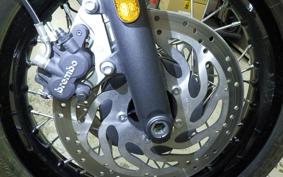 TRIUMPH BONNEVILLE T120 2023