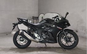SUZUKI GSX250R DN11A