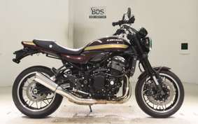 KAWASAKI Z900RS 2025 ZR900K