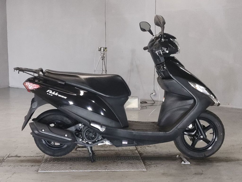 Фото Suzuki ADDRESS V125 с японского аукциона