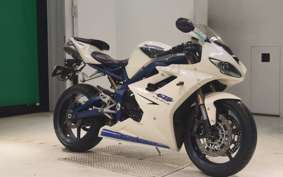 TRIUMPH DAYTONA 675 2009
