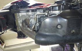 DUCATI MULTISTRADA 1200 S 2013