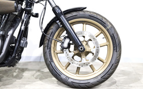 HARLEY FXDLS 2017 GS8