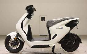 HONDA EM1 e: 1994 EF16