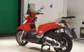 APRILIA SCARABEO 400 2022