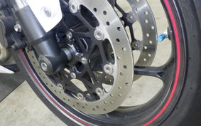 TRIUMPH STREET TRIPLE 2016